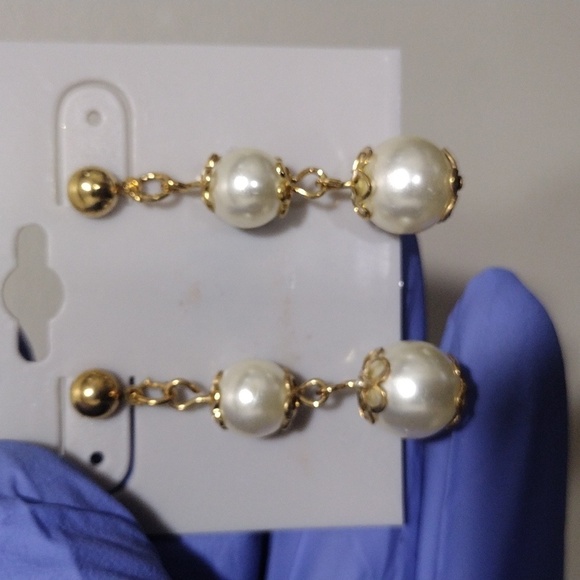 Gold-Tone Double Faux Pearl Drop Earrings – Elegant Dangle Statement Jewelry #5 - Picture 4 of 5